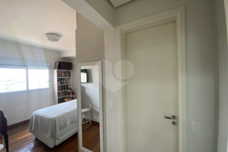 Apartamento à venda com 3 suítes em Santana, São Paulo, SP