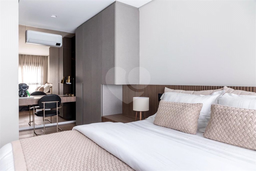 Apartamento à venda com 4 quartos, sendo 2 suítes,  em Vila Mariana, São Paulo, SP