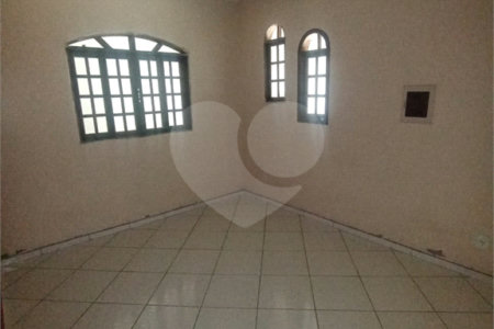 Casa à venda com 2 quartos, sendo 1 suíte, no condomínio River Plate, Rio de Janeiro - RJ