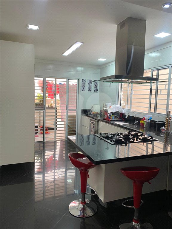 Sobrado à venda com 3 suítes em Vila Ester (zona Norte), São Paulo, SP