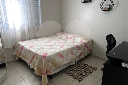 Casa à venda com 4 quartos, sendo 2 suítes, no condomínio Chácara das Palmeiras Imperiais, Jundiaí - SP