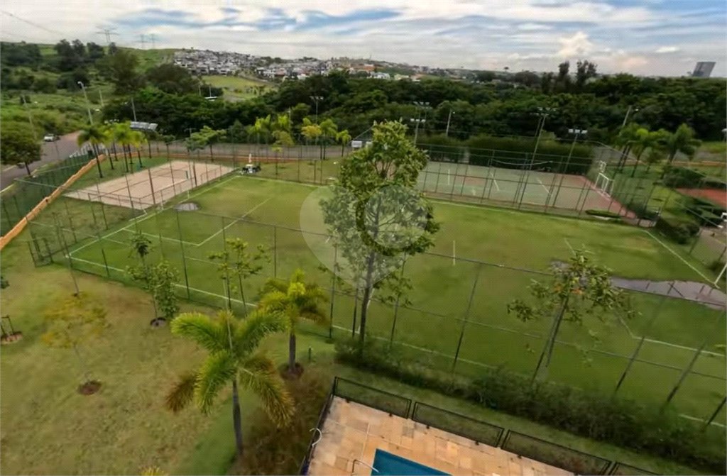 Casa à venda com 3 quartos, sendo 2 suítes,  no condomínio Alphaville Dom Pedro Iii, Campinas - SP
