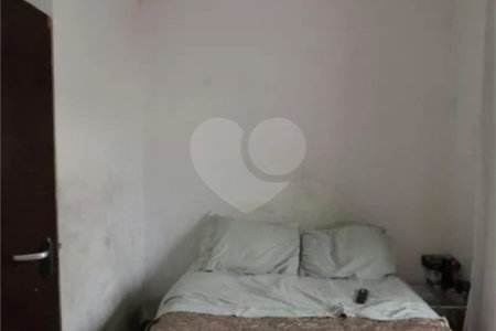 Sobrado à venda com 3 quartos, sendo 1 suíte, em Vila Invernada, São Paulo, SP
