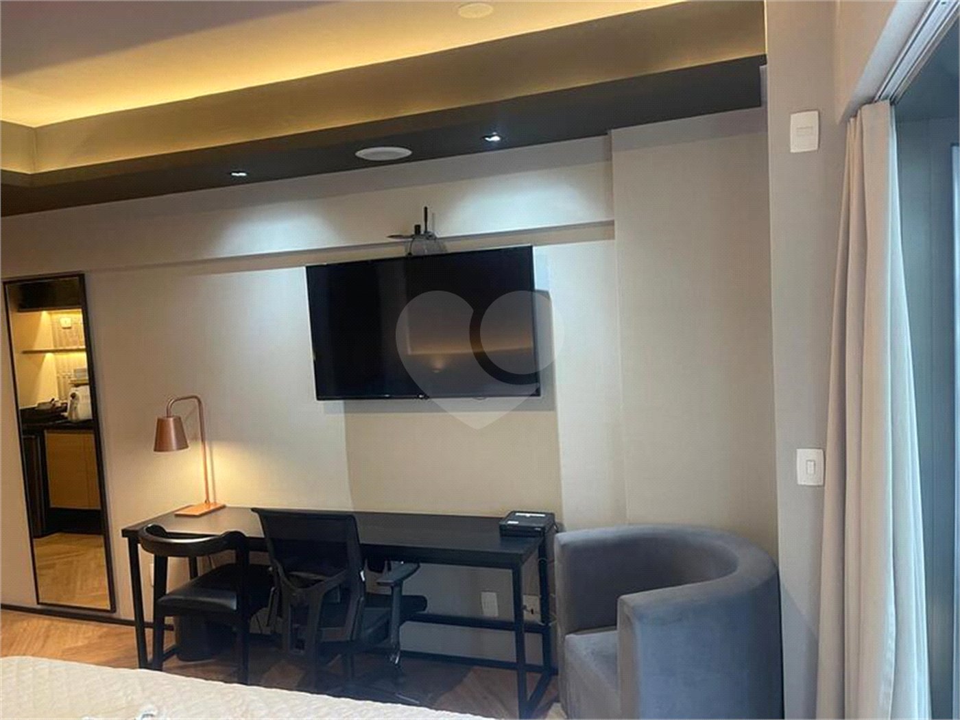 Apartamento à venda com 1 suíte em Republica, São Paulo, SP