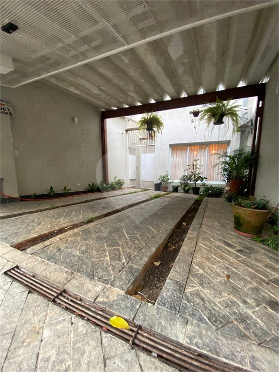 Sobrado à venda com 3 quartos, sendo 1 suíte, em Jardim Petrópolis, São Paulo, SP