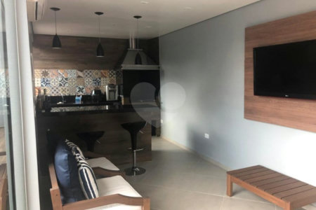 Casa à venda com 3 suítes no condomínio Parque das Graças, Atibaia - SP