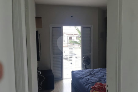 Sobrado à venda com 2 quartos, sendo 1 suíte,  em Vila Amorim, Suzano, SP