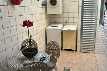 Sobrado à venda com 2 quartos em Cidade Monções, São Paulo, SP
