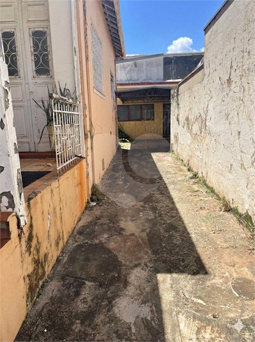 Casa à venda com 3 quartos no Centro, Araraquara, SP