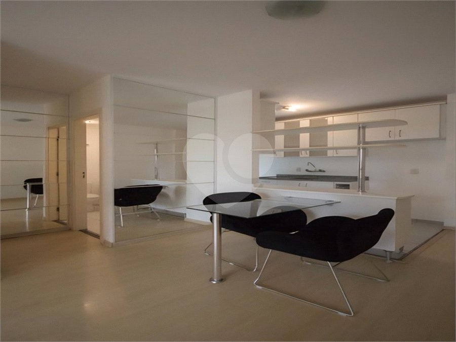 Apartamento à venda ou para alugar com 1 quarto em Brooklin Paulista, São Paulo, SP