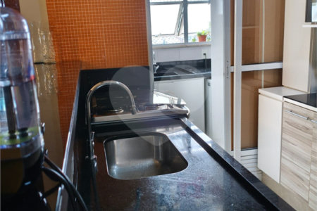 Apartamento à venda com 2 quartos, sendo 1 suíte, no Centro, São Bernardo do Campo, SP