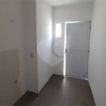Apartamento de 1 quarto, no térreo, com garagem, para locação no Cambuci