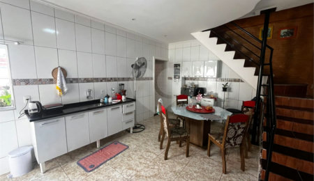 Casa à venda com 3 quartos, sendo 1 suíte,  em Vila Barth, Itapetininga, SP