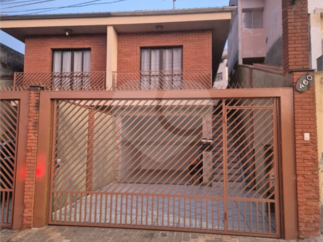 Sobrado à venda com 3 quartos, sendo 1 suíte,  em Vila Bonilha, São Paulo, SP