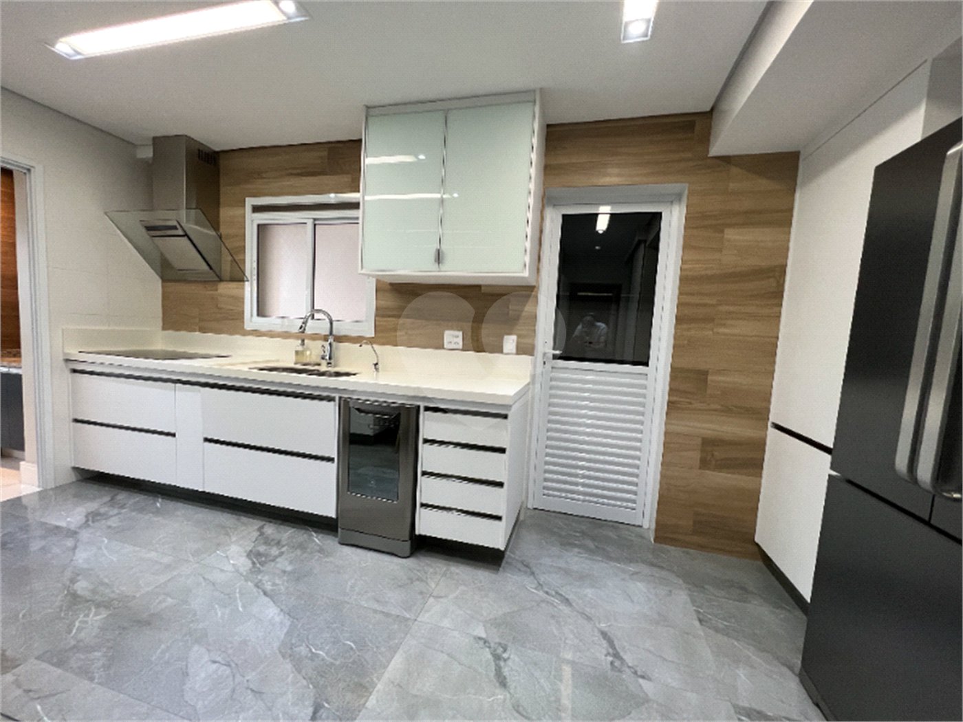Apartamento à venda com 3 suítes em Jardim Arpoador, São Paulo, SP
