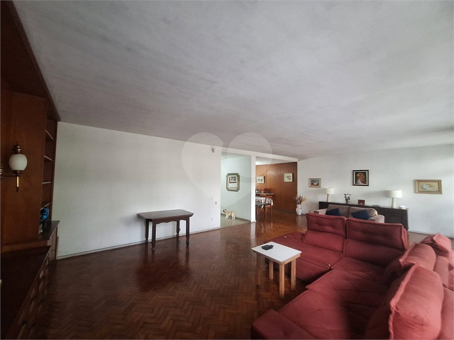 Apartamento à venda com 4 quartos, sendo 1 suíte, em Tijuca, Rio de Janeiro, RJ