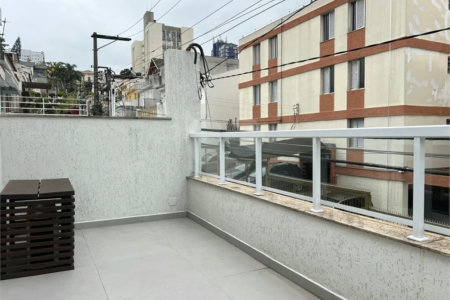 Casa à venda com 3 suítes em Santana, São Paulo, SP
