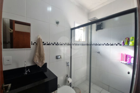 Casa Térrea à venda com 2 quartos, sendo 1 suíte,  em Jardim Wanel Ville V, Sorocaba, SP
