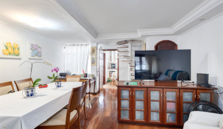 Casa de Vila à venda com 2 quartos, sendo 1 suíte,  em Jardim Hípico, São Paulo, SP