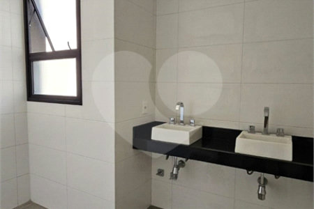 Casa à venda com 4 suítes no condomínio Cube Cidade Jardim, São Paulo - SP