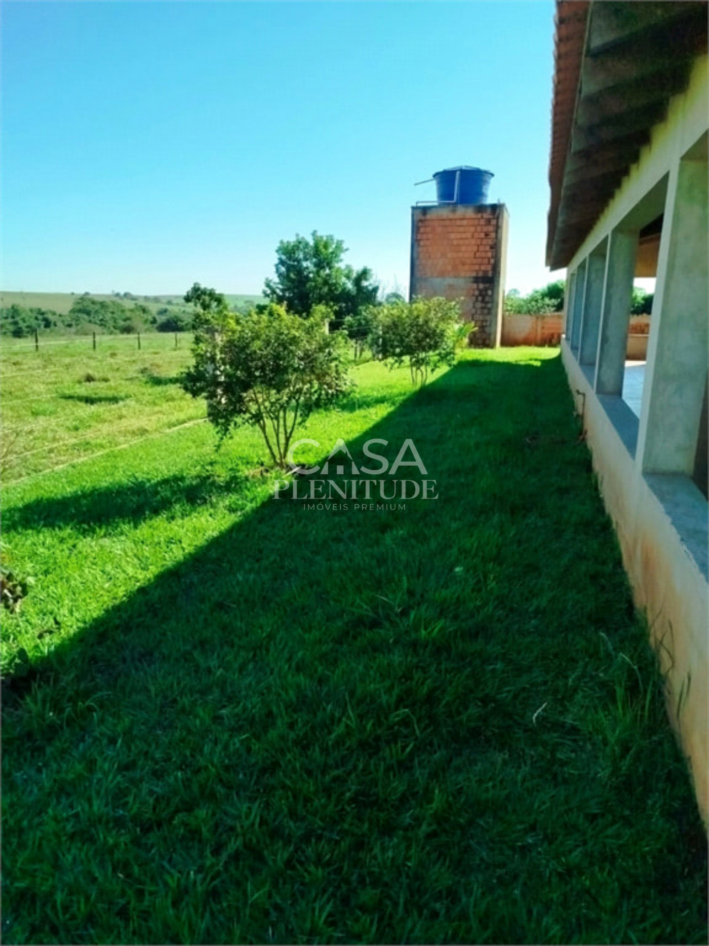 Chácara à venda com 3 quartos, sendo 1 suíte,  em Área Rural de Emilianópolis, Emilianópolis, SP
