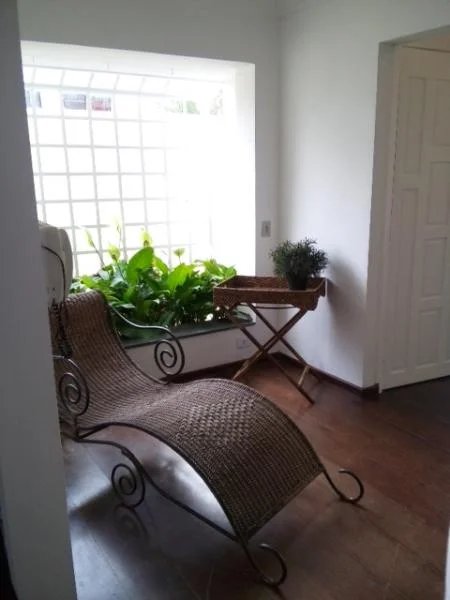 Casa à venda com 4 quartos, sendo 3 suítes,  em Jardim Leonor, São Paulo, SP