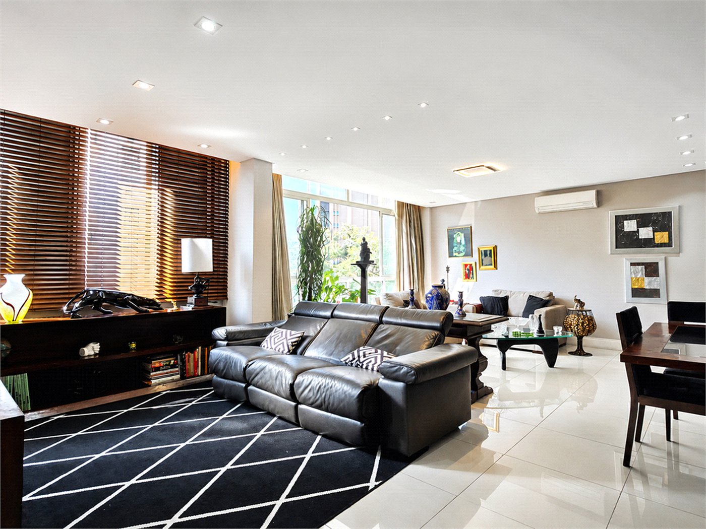 Apartamento à venda com 2 quartos, sendo 1 suíte, em Paraíso, São Paulo, SP