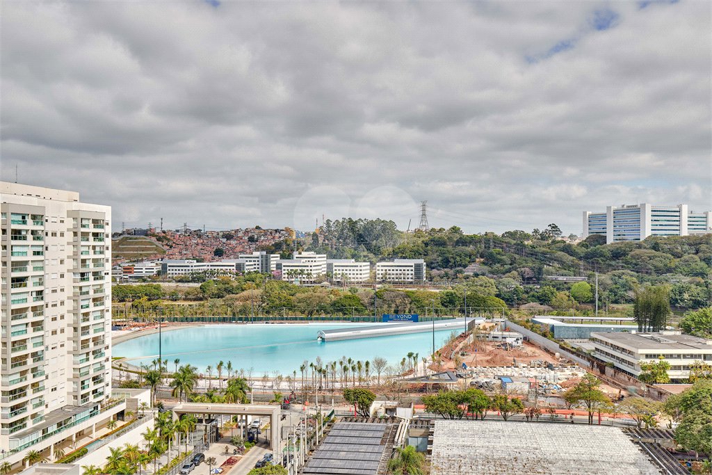 Apartamento à venda com 4 quartos, sendo 2 suítes, em Santo Amaro, São Paulo, SP