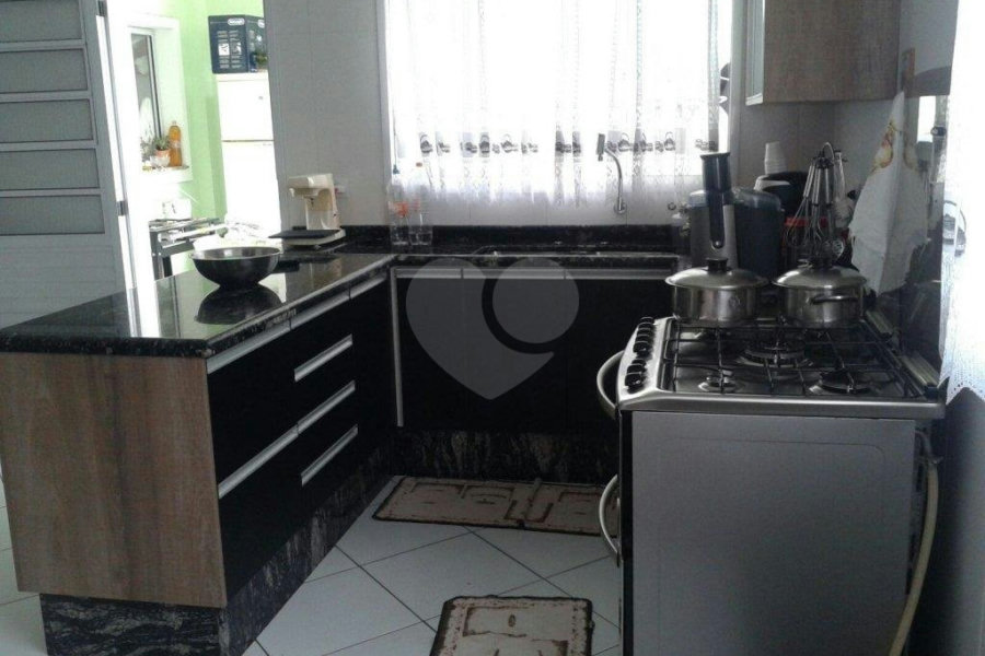 Sobrado à venda com 5 quartos, sendo 4 suítes, em Horto, São Paulo, SP