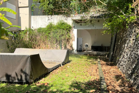 Terreno à venda no condomínio Jardim Vitória Régia, São Paulo - SP