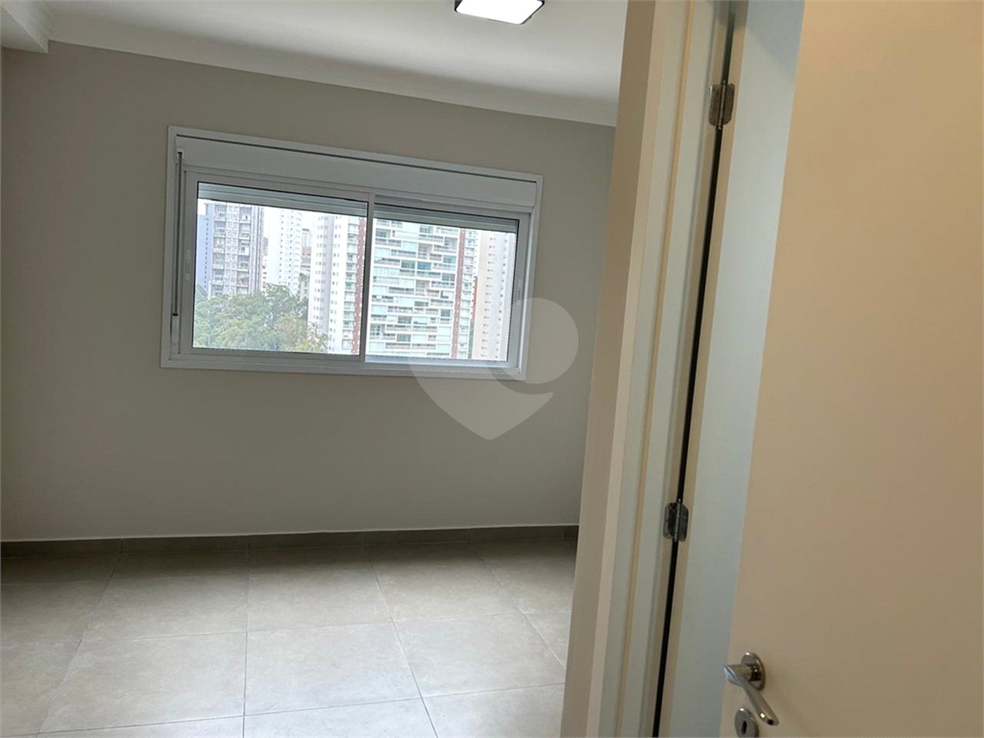 Apartamento à venda com 3 quartos, sendo 1 suíte, em Jardim Caboré, São Paulo, SP