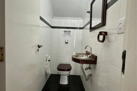 Casa à venda com 4 quartos, sendo 1 suíte, em Vila Oliveira, Mogi das Cruzes, SP