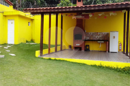 Casa à venda com 2 quartos no condomínio Residencial Armênia, Ferraz de Vasconcelos - SP
