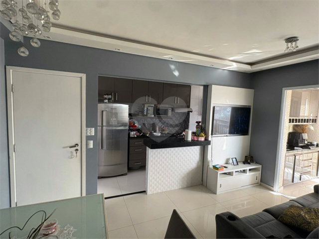 Apartamento à venda com 3 quartos, sendo 1 suíte,  em Jardim Leonor Mendes de Barros, São Paulo, SP