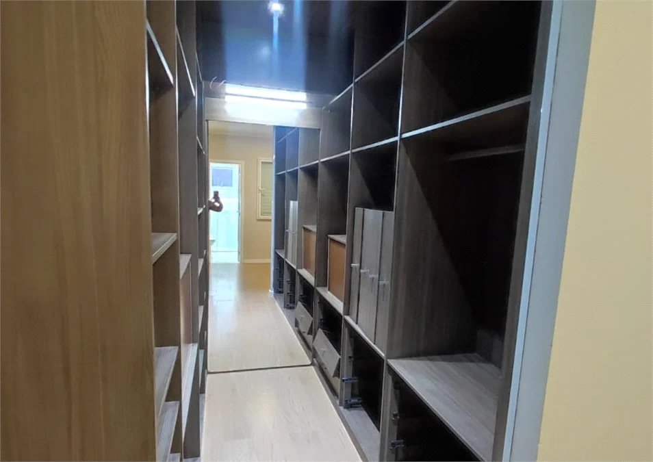 Apartamento à venda com 3 quartos, sendo 2 suítes,  em Jardim Arpoador, São Paulo, SP
