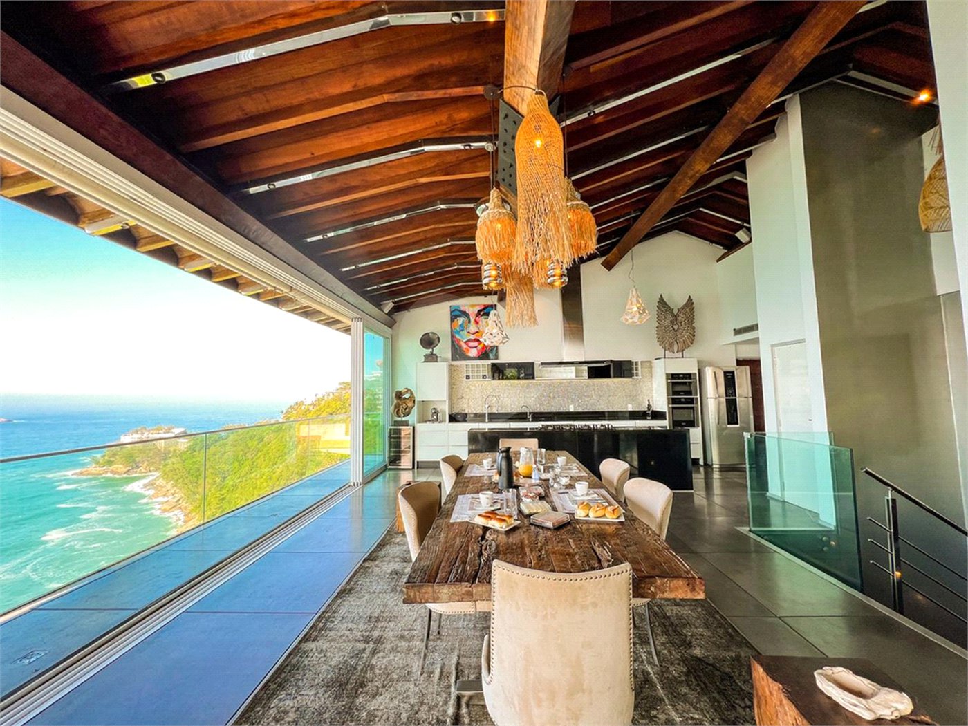 Casa à venda ou para alugar com 5 suítes em Joá, Rio de Janeiro, RJ