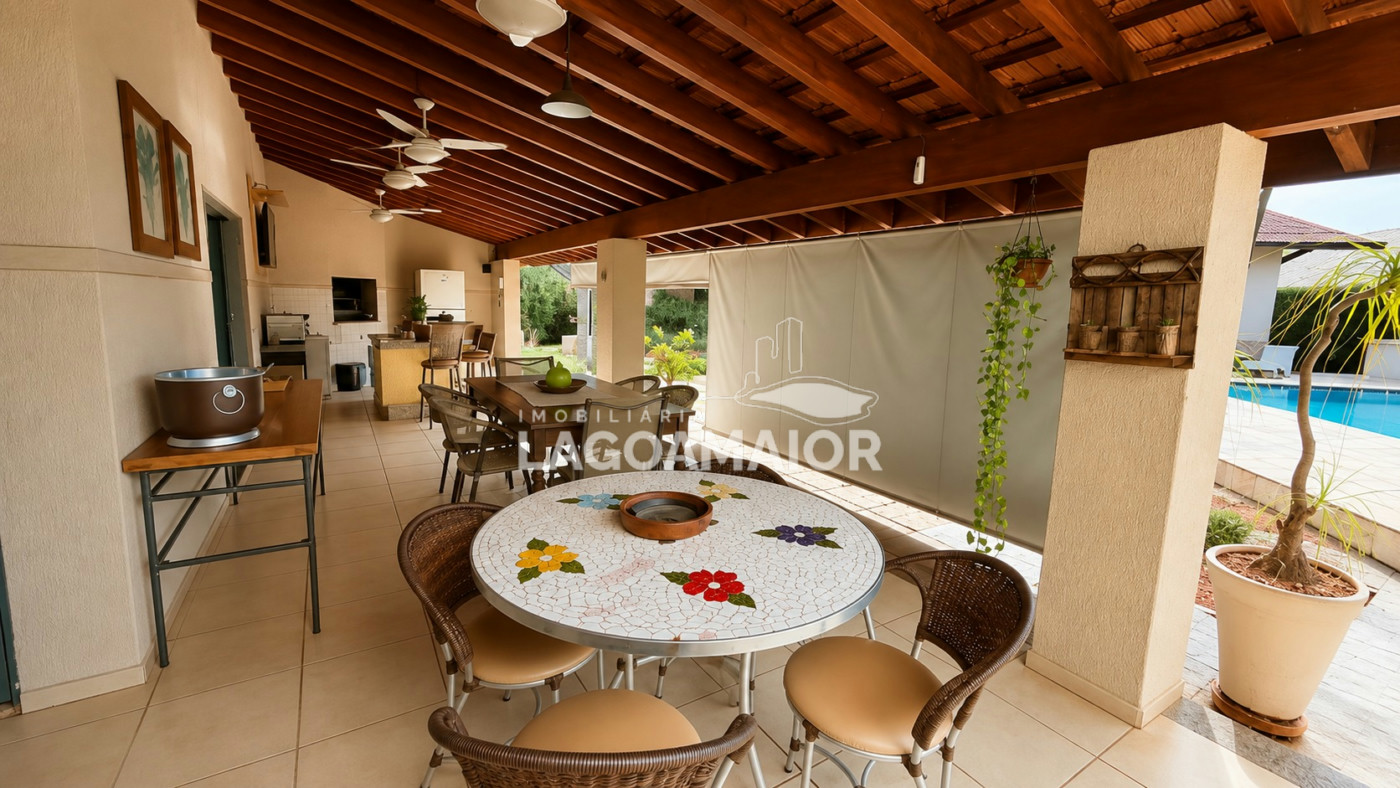 Casa à venda com 6 quartos, sendo 3 suítes,  em Santos Dumont, Três Lagoas, MS