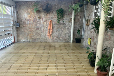 Casa Térrea à venda com 3 quartos em Vila Nivi, São Paulo, SP