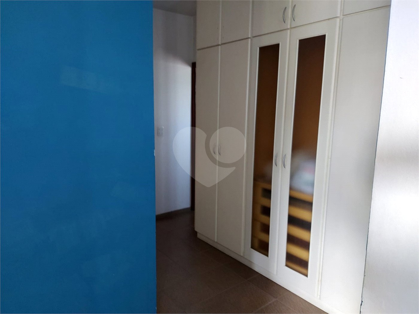 Sobrado à venda com 5 quartos, sendo 4 suítes, em Santa Rosa, Vinhedo, SP