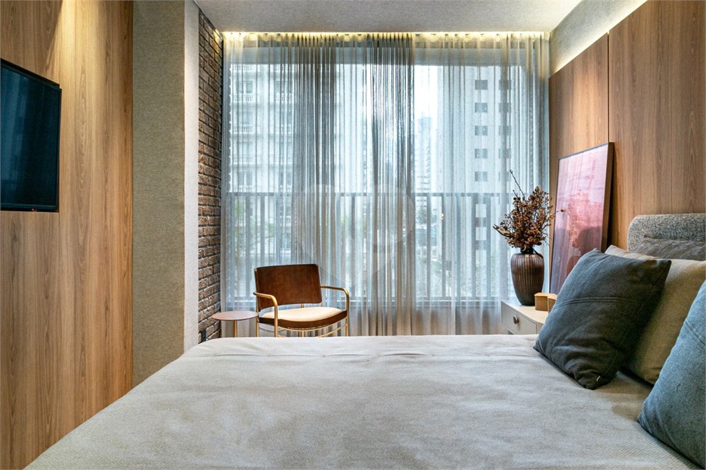 Apartamento à venda com 3 suítes em Cerqueira César, São Paulo, SP