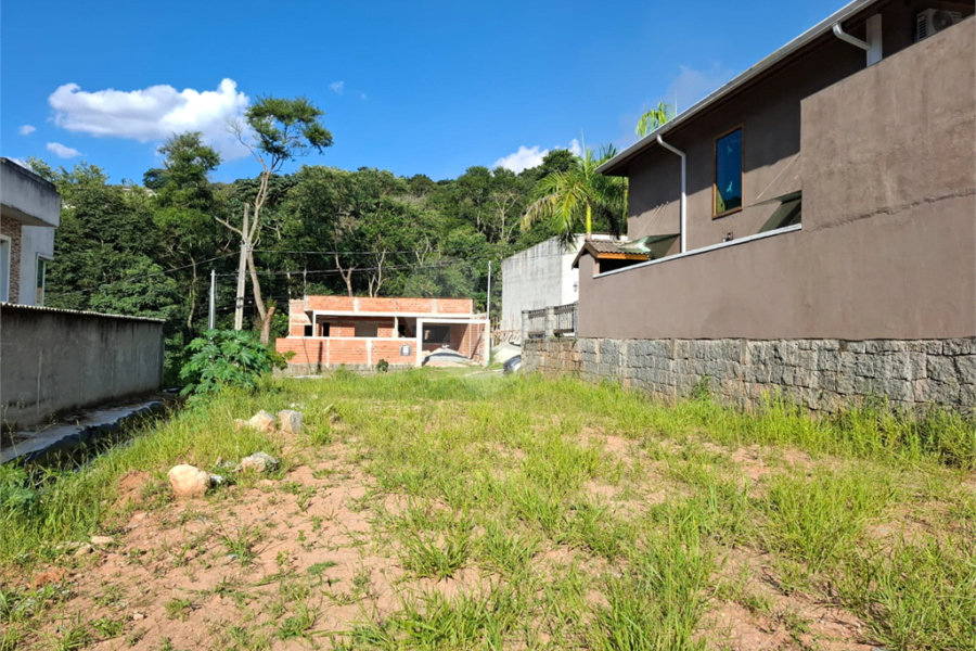 Terreno à venda no condomínio Itaguaçu da Cantareira, São Paulo - SP