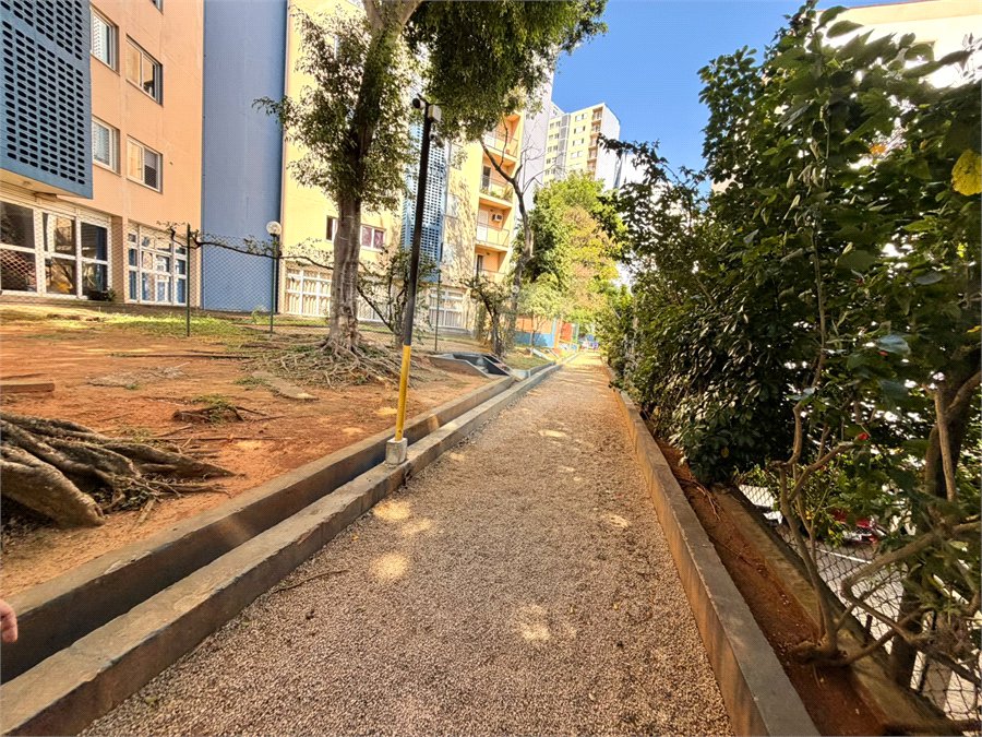 Apartamento à venda com 2 quartos em Sítio Pinheirinho, São Paulo, SP