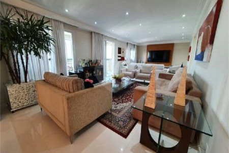 Apartamento à venda com 3 suítes em Vila Progredior, São Paulo, SP