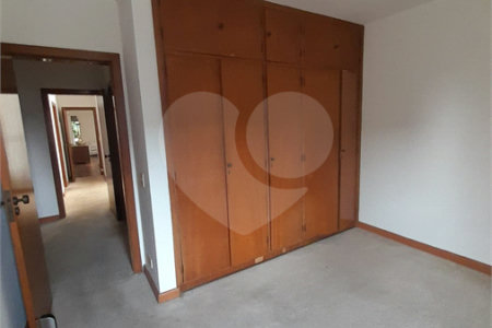 Casa para alugar com 3 quartos, sendo 1 suíte,  em Vila Sônia, São Paulo, SP