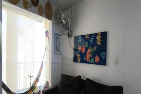Apartamento à venda com 2 quartos em Cambuci, São Paulo, SP