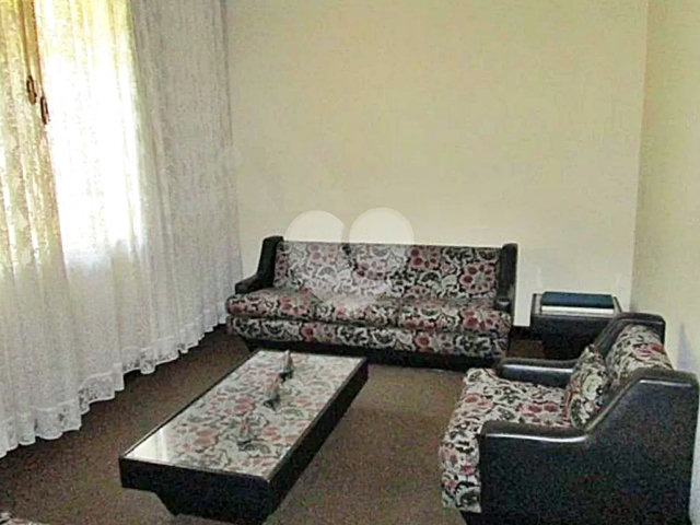 Sobrado à venda com 4 quartos, sendo 2 suítes,  em Jardim Floresta, São Paulo, SP