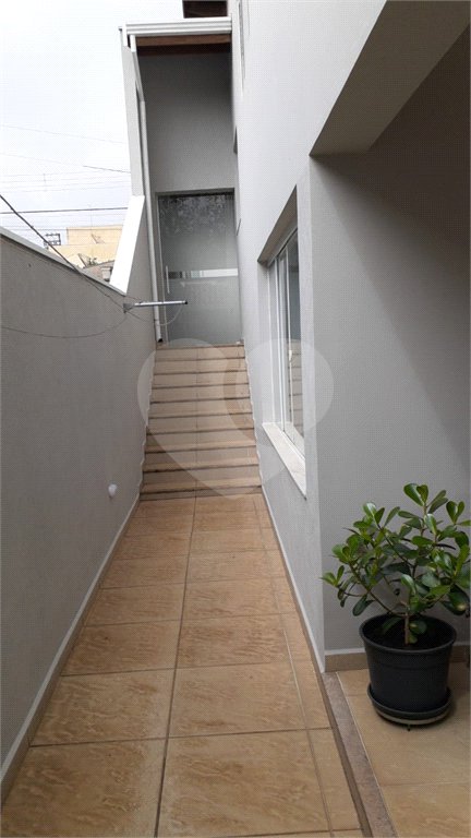 Sobrado à venda com 3 quartos, sendo 1 suíte,  no Centro, Elias Fausto, SP