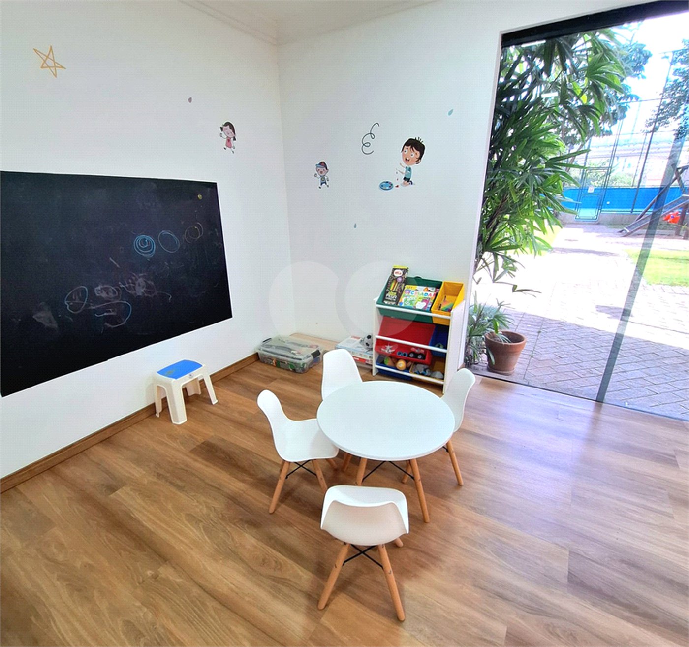 Apartamento à venda com 3 suítes em Campo Belo, São Paulo, SP