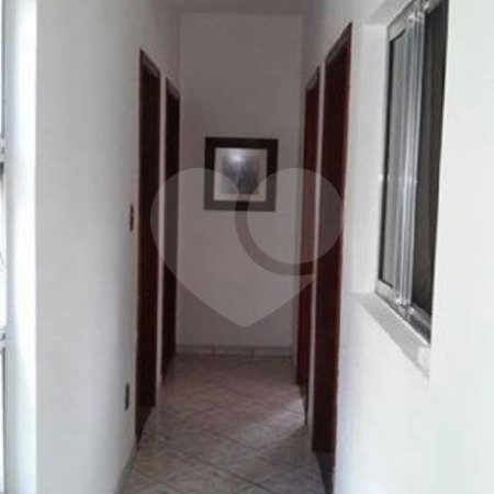 Casa à venda com 4 quartos, sendo 1 suíte, em Wanel Ville, Sorocaba, SP