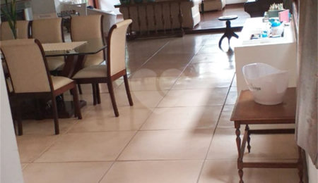 Sobrado à venda com 4 quartos, sendo 3 suítes, em Palmas do Tremembé, São Paulo, SP